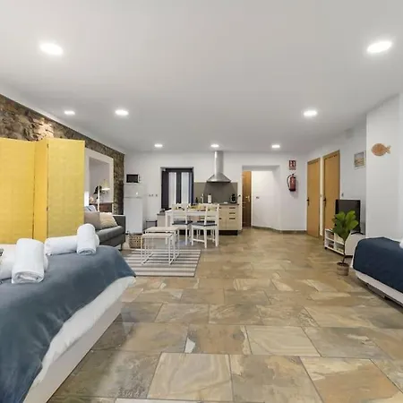 Loft Cimadevilla Vicaria Apartmán *